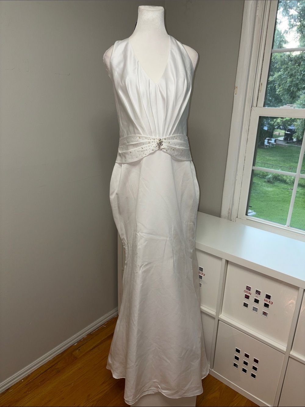 NWT Mary’s Bridal White Satin Halter Mermaid Wedding Dress Size 12
